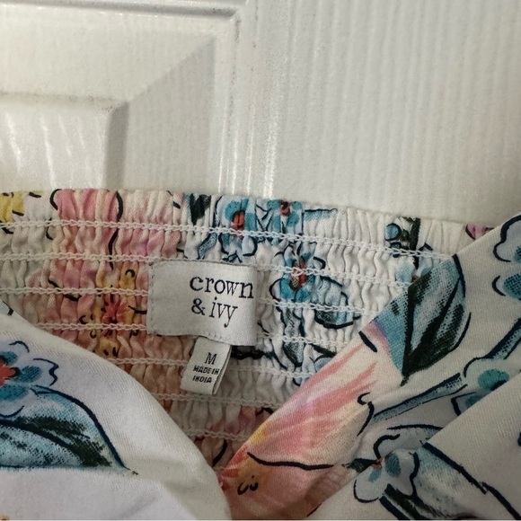 Crown & Ivy Women’s Floral Dress Size Medium - Picture 4 of 11